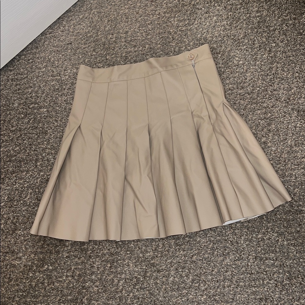 Kendall + Kyle leather skirt. Small
